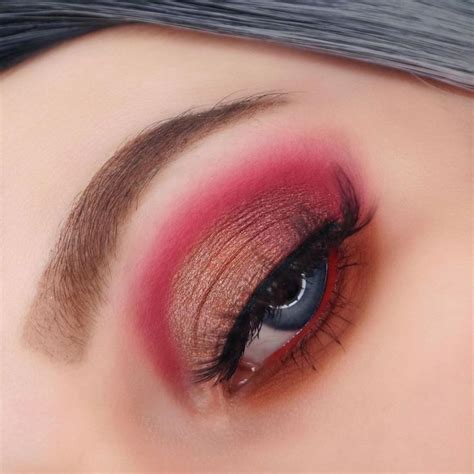 Розовый вечерний макияж. Makeup eyes | Макияж глаз, Фиолетовый макияж ...