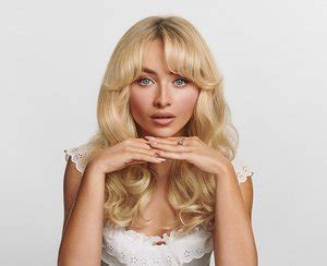 Explore Different Types of Bangs and How to Style Them