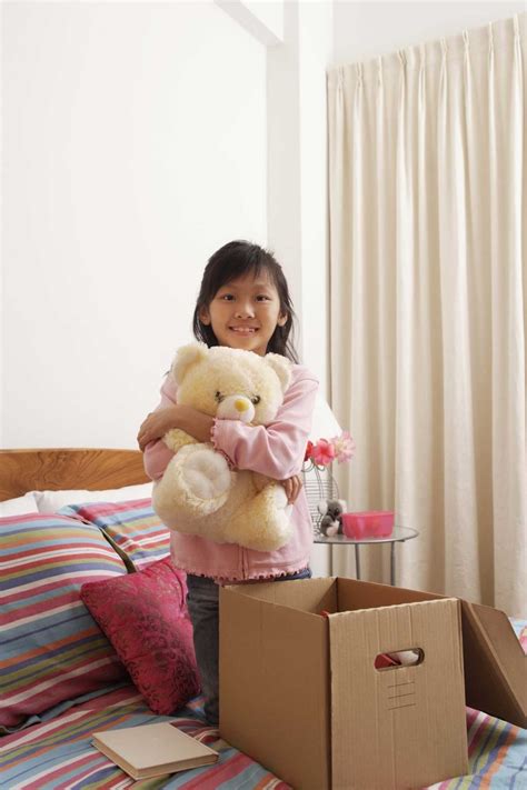 How to Make Cheap Room Dividers for Kids