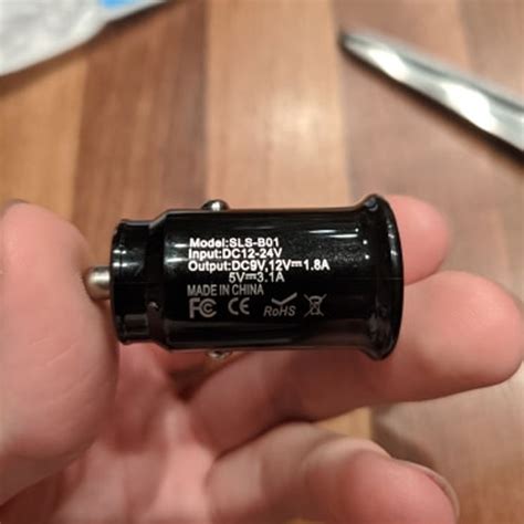 Мини USB зарядно за телефон за кола