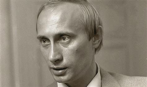 В Сети показали неизвестное фото молодого Путина
