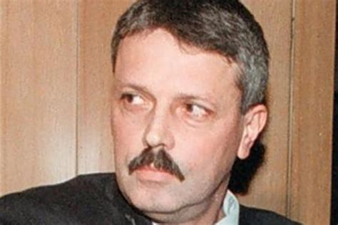Станишев иска да разследват кръга “Котараците”