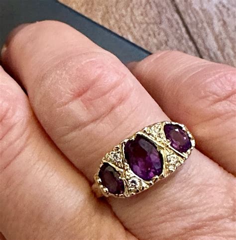 9ct yellow gold Amethyst And Diamond ring - Gem