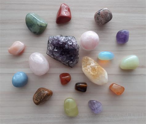 Мистични свойства на камъните - Veni Crystal
