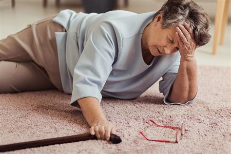 O Que Fazer Para Desmaiar - Desmaio: o que fazer, causas e como evitá-lo