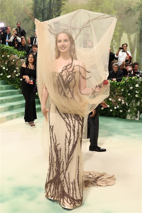 Lana Del Rey’s 2024 Met Gala look references an iconic Alexander