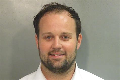 Josh Duggar's Thanksgiving prison meal revealed as he spends first