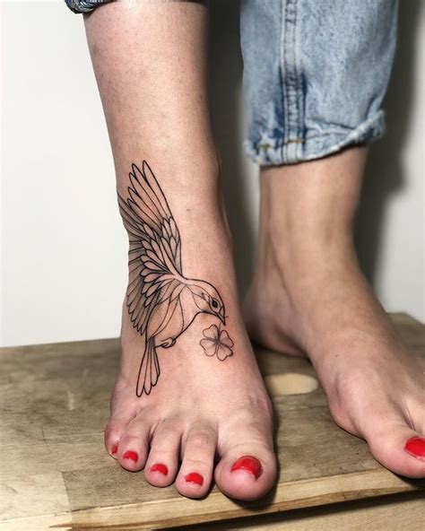 Top more than 70 bird tattoo foot latest - in.cdgdbentre