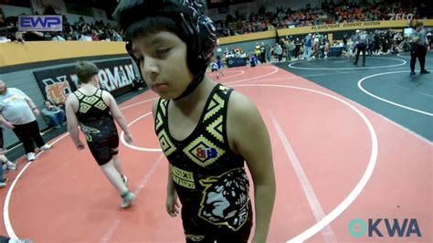 Rr Rnd 3 - MaminaKowa Warrior, Tecumseh Youth Wrestling vs Oaklen ...