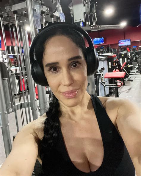 'Octomom' Nadya Suleman shares how she stays fit post-octuplets: gym pics