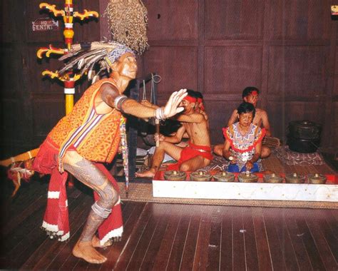 tarian tradisional kaum iban makna  sambutan gawai bagi masyarakat