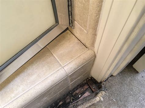 How To Fix A Shower Door That Leaks At The Bottom at Lilian Ruyle blog