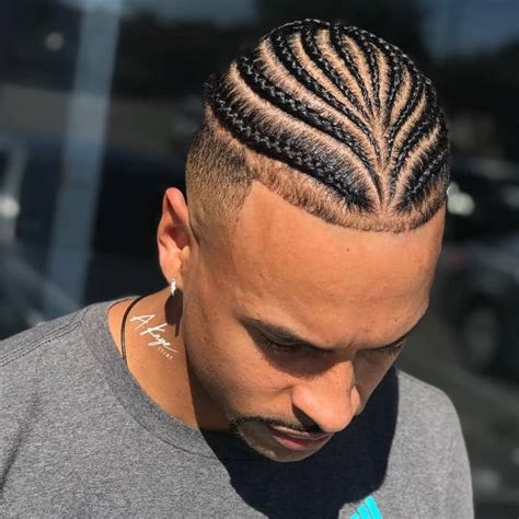 35 Best High Top Fade Haircuts for Men (2022)