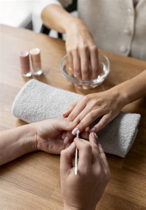 This list shows you every nearest nail salon near me 17