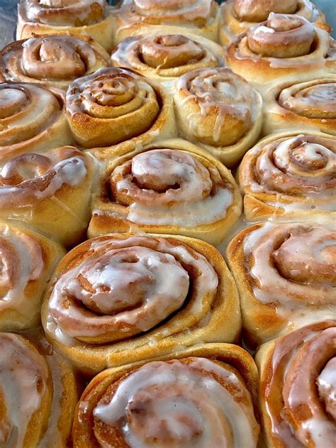 delicious cinnamon buns   sweet treat