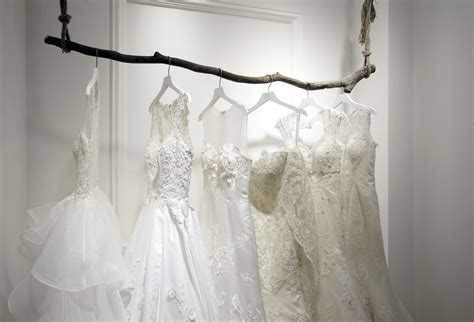 Wedding Dress Shopping 101: Everything You Need To Know Before You Shop