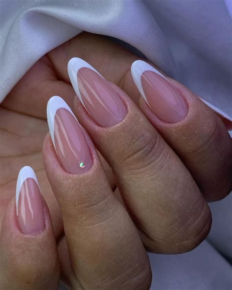 Inspiração De Unha Amendoada - Unha amendoada: elegância e praticidade para suas mãos