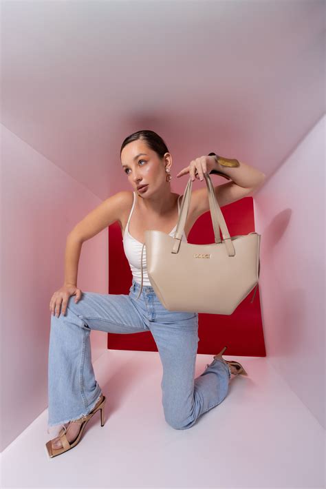 Azai Beige – Dodici