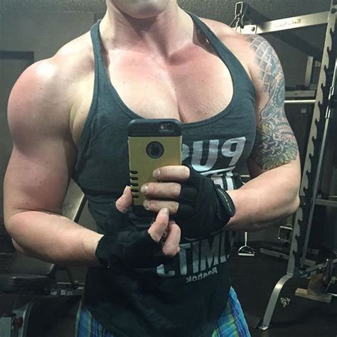 Monstress (Musclemama.1113)