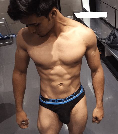 Underwear : r/beautifulasianmen