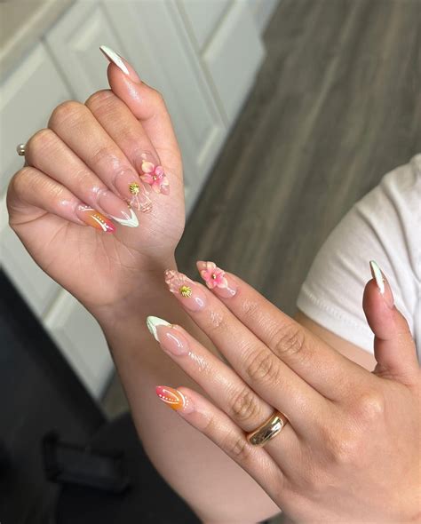 vacation nail ideas 13