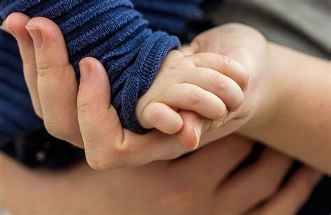 Врач уточнила возраст, в котором дети тяжелее всего переносят коронавирус