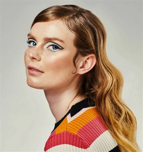 27 Iconic '60s Hairstyles That Will Always Be in Style