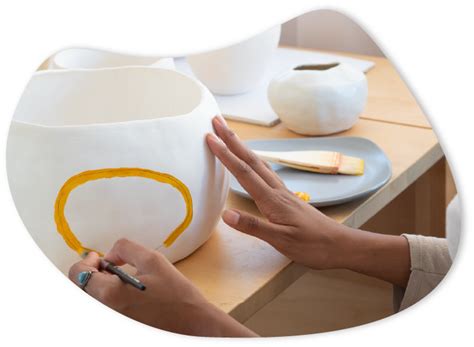 Adult Crafting - The Curated Hive | Crafting Sweet Memories