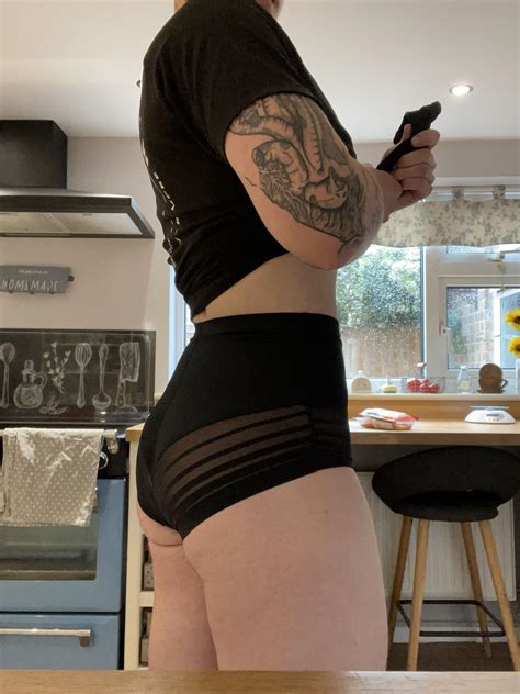 Large Thighs Small Waist