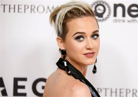 Katy Perry Boyfriend List: Who Is ‘The One That Got Away’? | IBTimes
