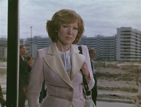 Шаг навстречу (Наум Бирман) [1975, Комедия, Мелодрама, DVDRip-AVC ...