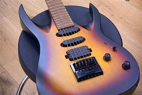 Solar Guitars: Het eerste HSS model - Sonus Magazine