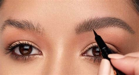 Free Photo: Feathered eyebrows? Here's how you can get'em