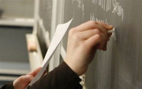 80 сомов за урок... Как считается зарплата учителей в Кыргызстане?