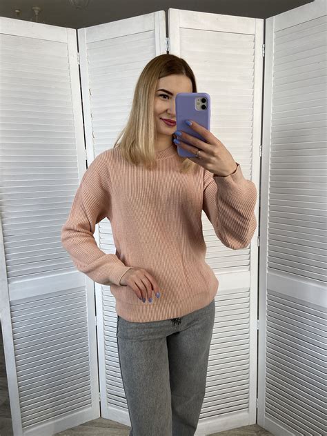Жіночий одяг | Купити в інтернет-магазині | CapriStore