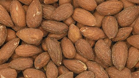 5 Spices Thatll Make Your Roasted Almonds The Life Of The Party! - NDTV ...