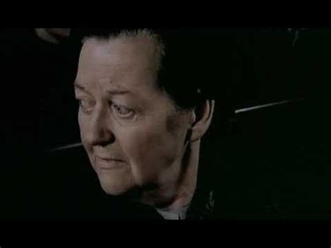 Рассекая волны | Breaking the Waves (1996) | Трейлер на русском языке ...