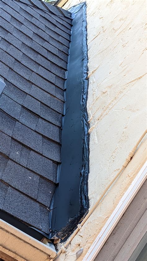 New roof flashing against wall : r/Roofing