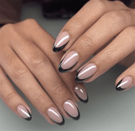 18 Black Chrome Nail Designs That Serve Major Edge and Shine