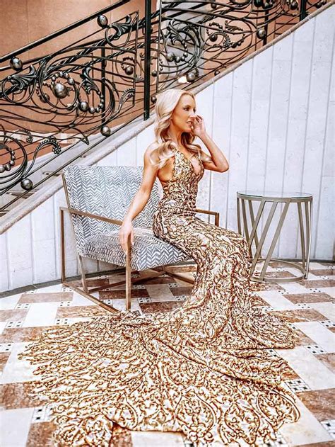 37 Best Black Tie Dresses to Make a Stunning Entrance - Glamour and Gains