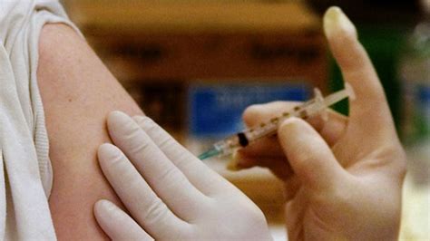 researcher    vaccine  dengue fox news video