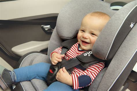 Autosedačka JOIE Every stage FX - Babyweb.cz