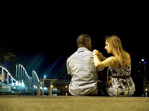 Barcelona Night Couple · Free photo on Pixabay
