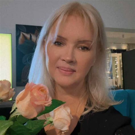 Экс-супруга Александра Серова раскрыла подробности конфликтов со вторым ...