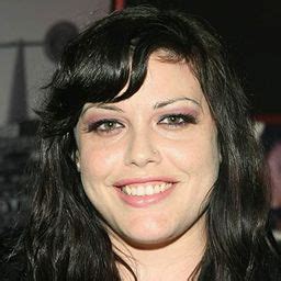 Mia Tyler (Mia Tyler) 的作品、曾參與的電影及個人簡介 - Enjoy Movie