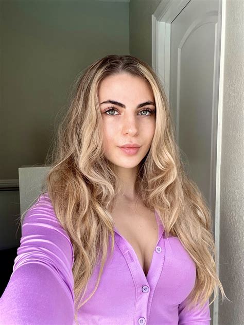 TW Pornstars - 1 pic. Lil’ Luna. Twitter. Goodmorning world! Say it