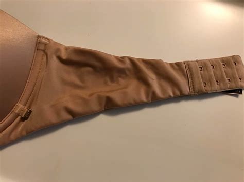 Victoria’s Secret Very Sexy Nude Push-Up Strapless Bra 32D - Bras