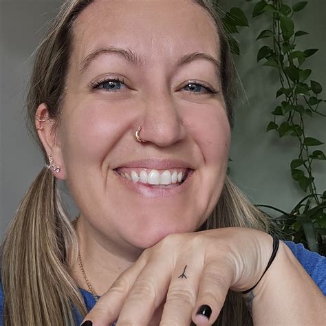 Paranormal caught on camera... - Paranormal caught on camera