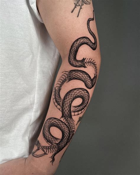 Snake Arm Tattoo Designs | Snake Tattoo Ideas – UPWCHX