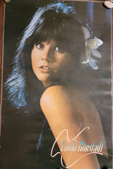 Linda Rondstadt Poster 1977 : r/oldschoolhot